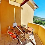 Apartment La Pergola Al 107